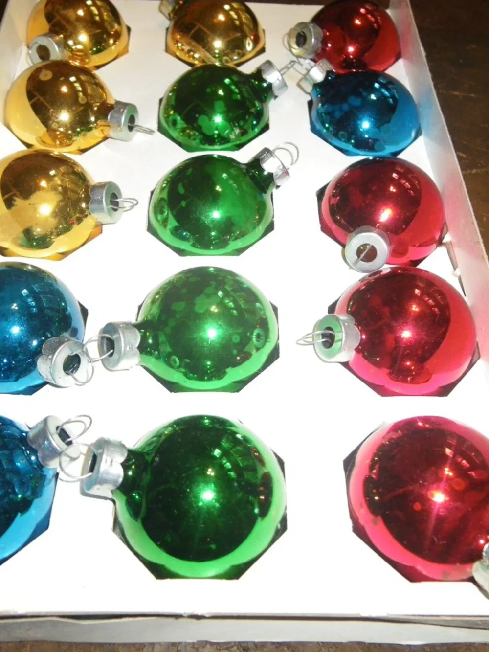 Vintage Holly Mercury Glass Christmas 15 Ornaments Multicolor 1 ¾” Diameter USA
